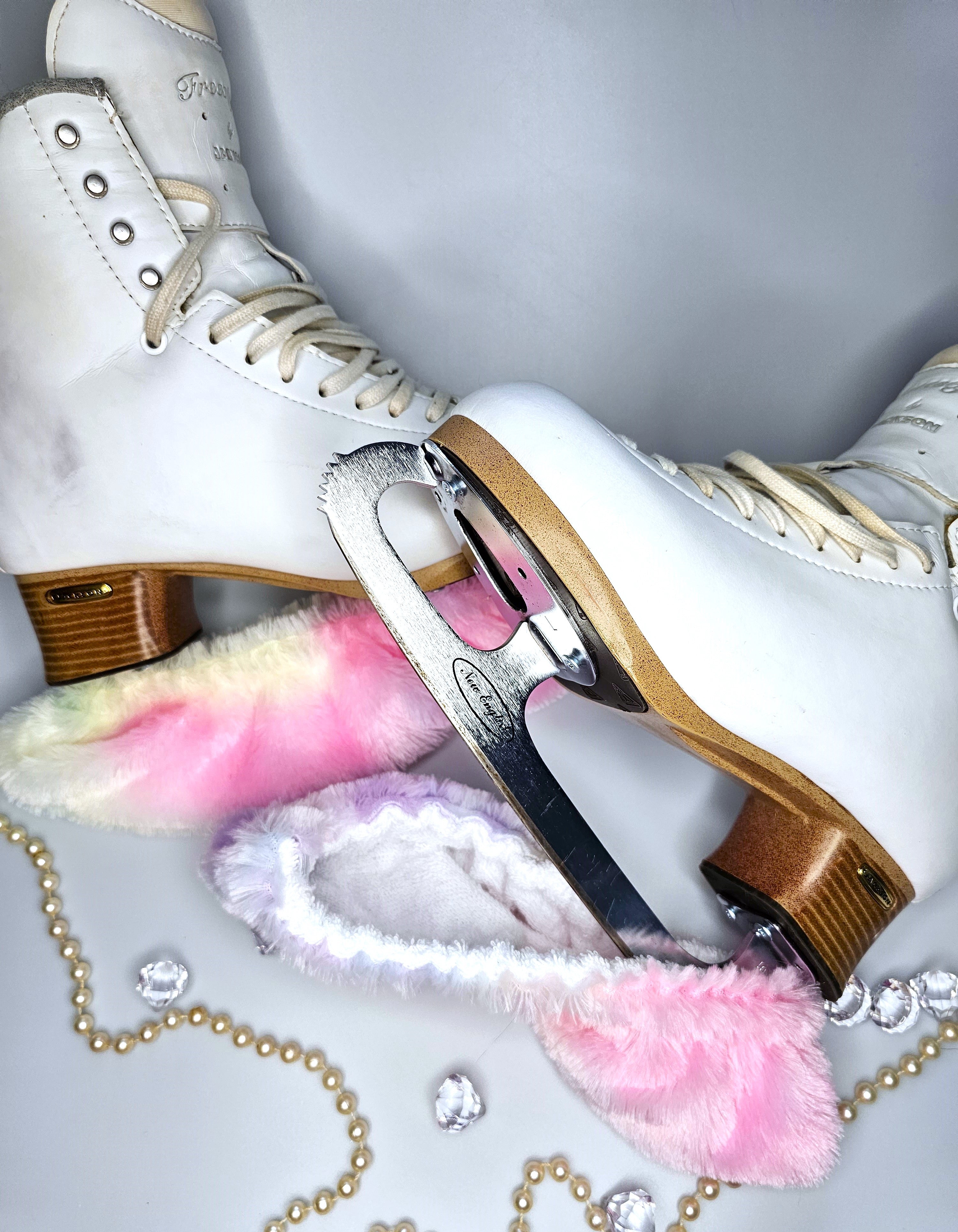 Skate soakers, Ice Skate Soakers, Figure Skate Gifts, Ice Skate Covers, Blade Covers, Ice Skater blade Covers, Figure Skate Gift, Soakers