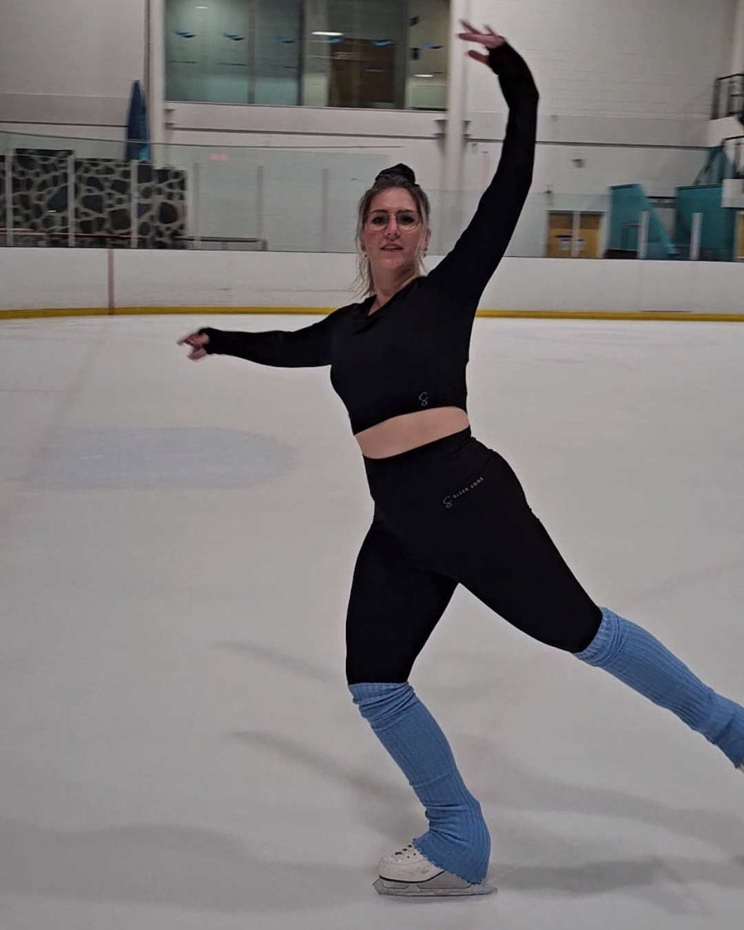 Elegance Sports Crop